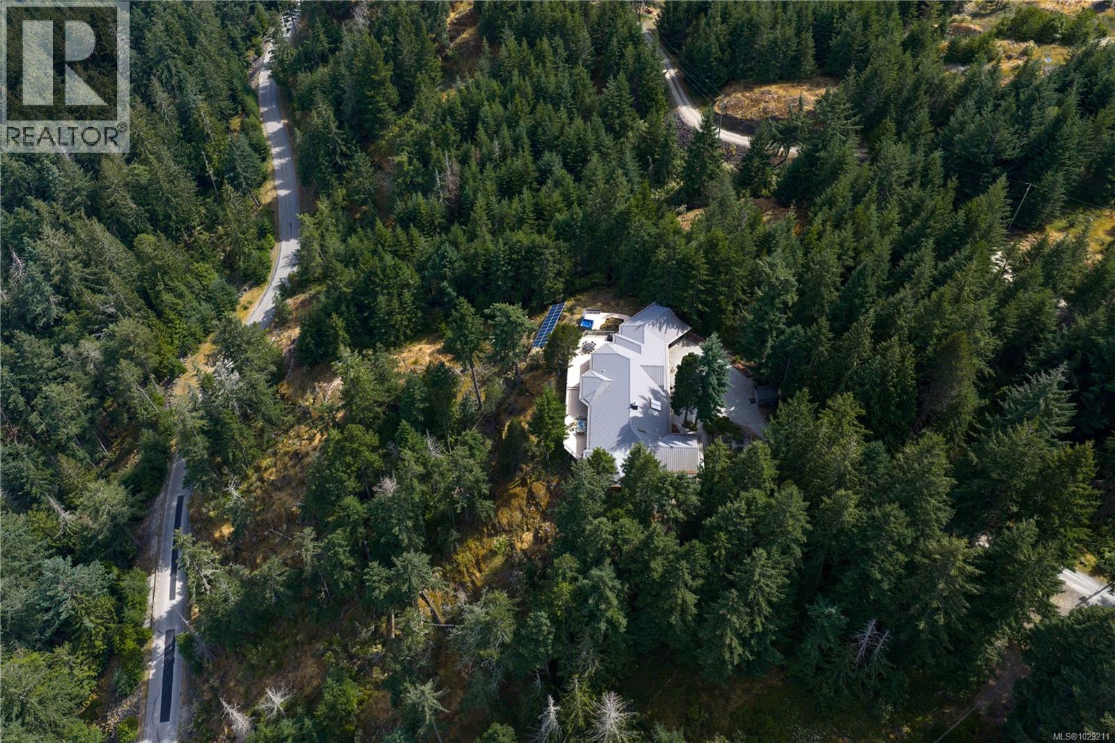  253 Chilton Road, Salt Spring