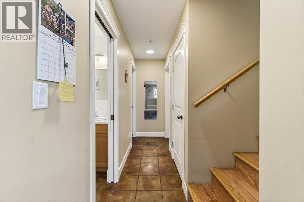 660 20 Street NE Unit# 1, Salmon Arm