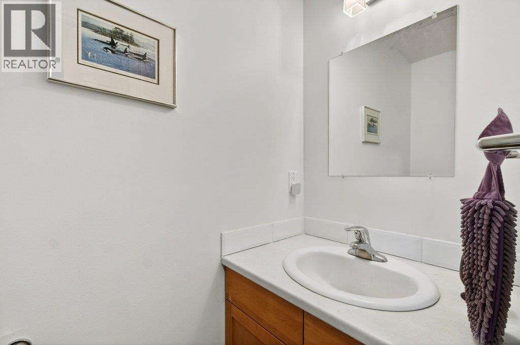 660 20 Street NE Unit# 1, Salmon Arm