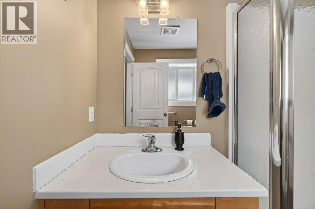 660 20 Street NE Unit# 1, Salmon Arm