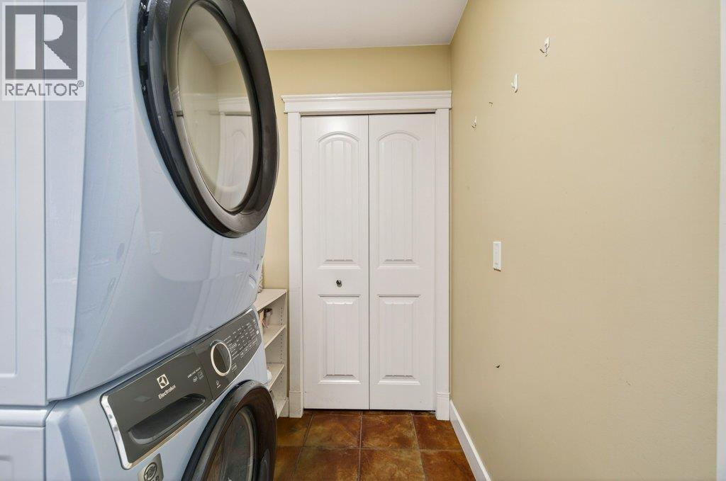 660 20 Street NE Unit# 1, Salmon Arm