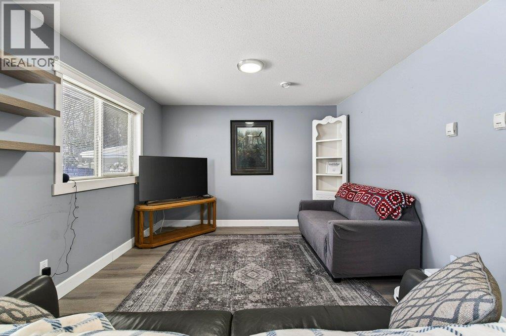 660 20 Street NE Unit# 1, Salmon Arm