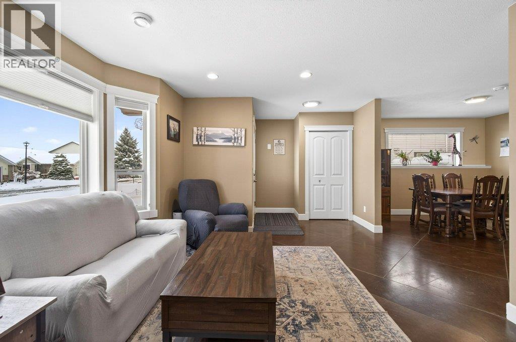 660 20 Street NE Unit# 1, Salmon Arm