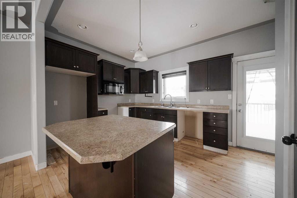 113 Huckleberry Street, Fort McMurray