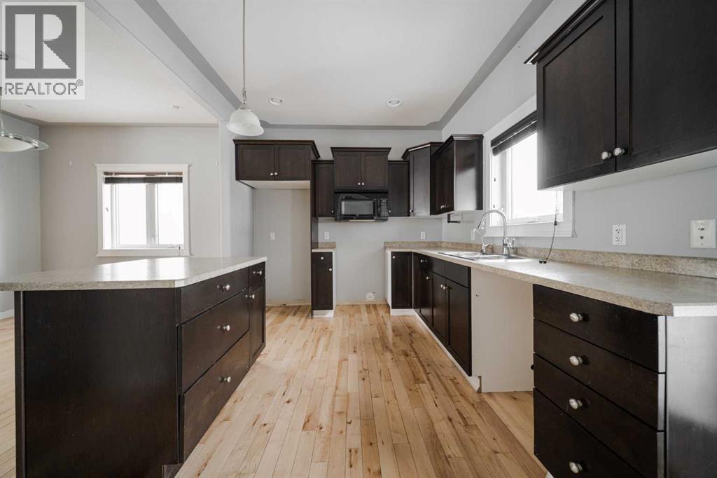 113 Huckleberry Street, Fort McMurray