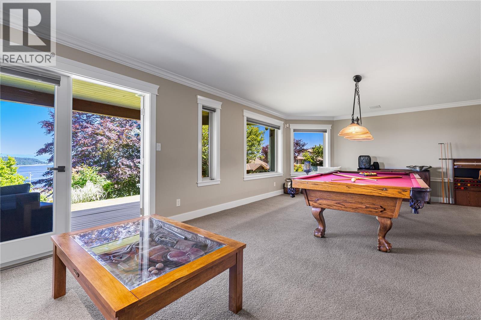 433 EAGLE RIDGE RD - 52