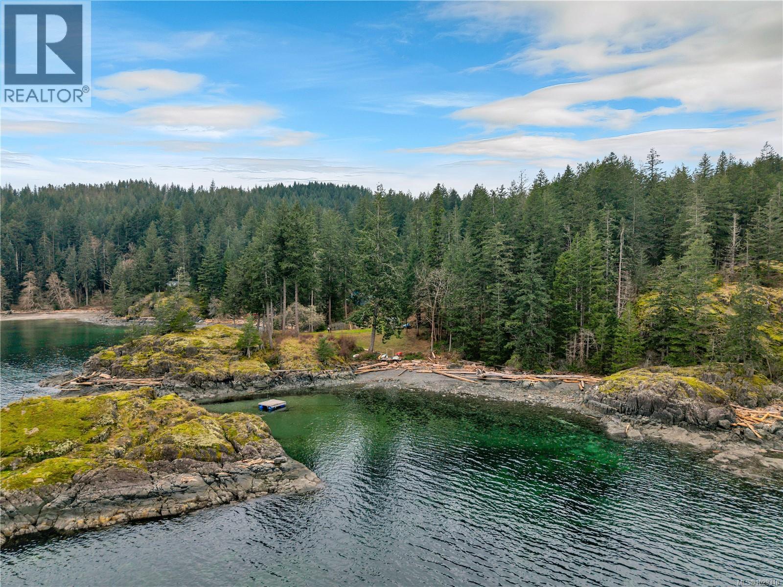 1862 Lakberg Rd, Quadra Island