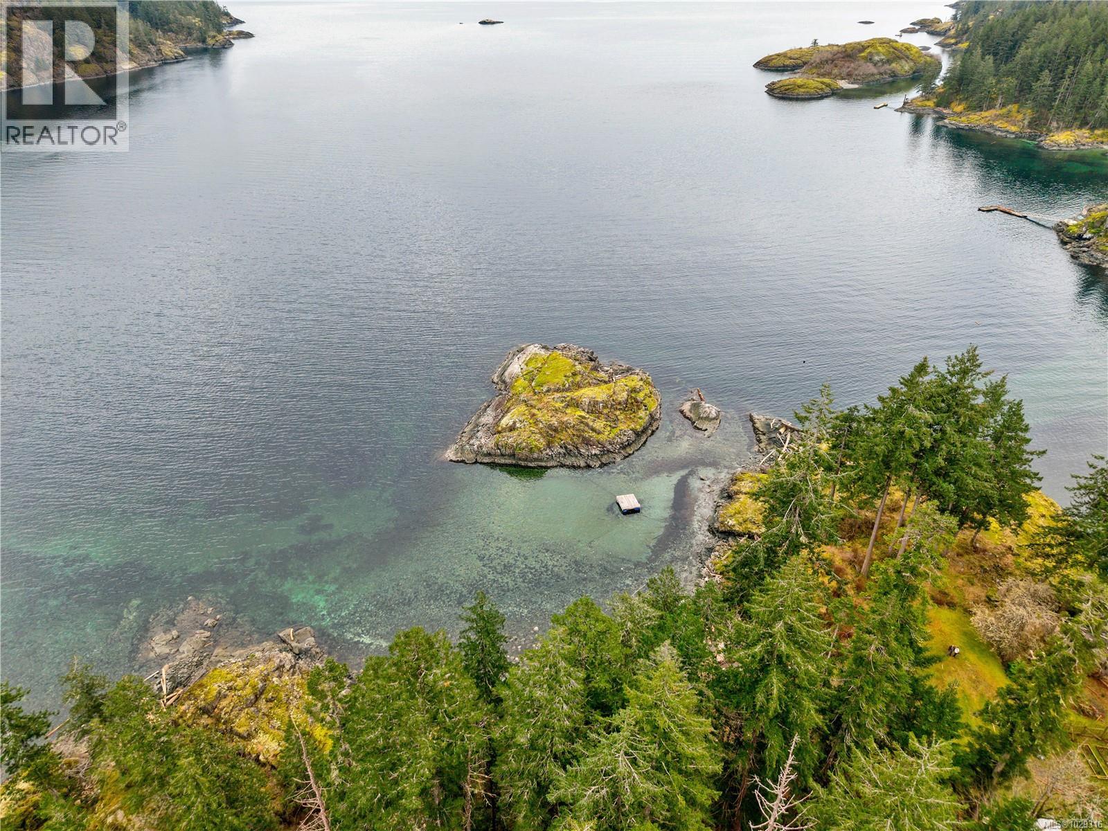 1862 Lakberg Rd, Quadra Island