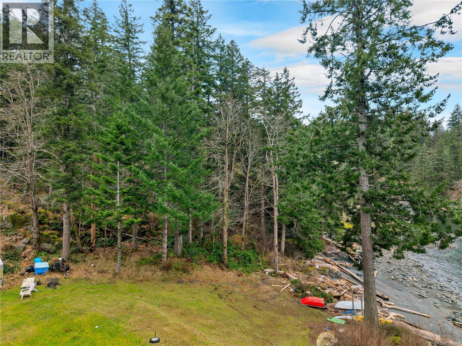 1862 Lakberg Rd, Quadra Island