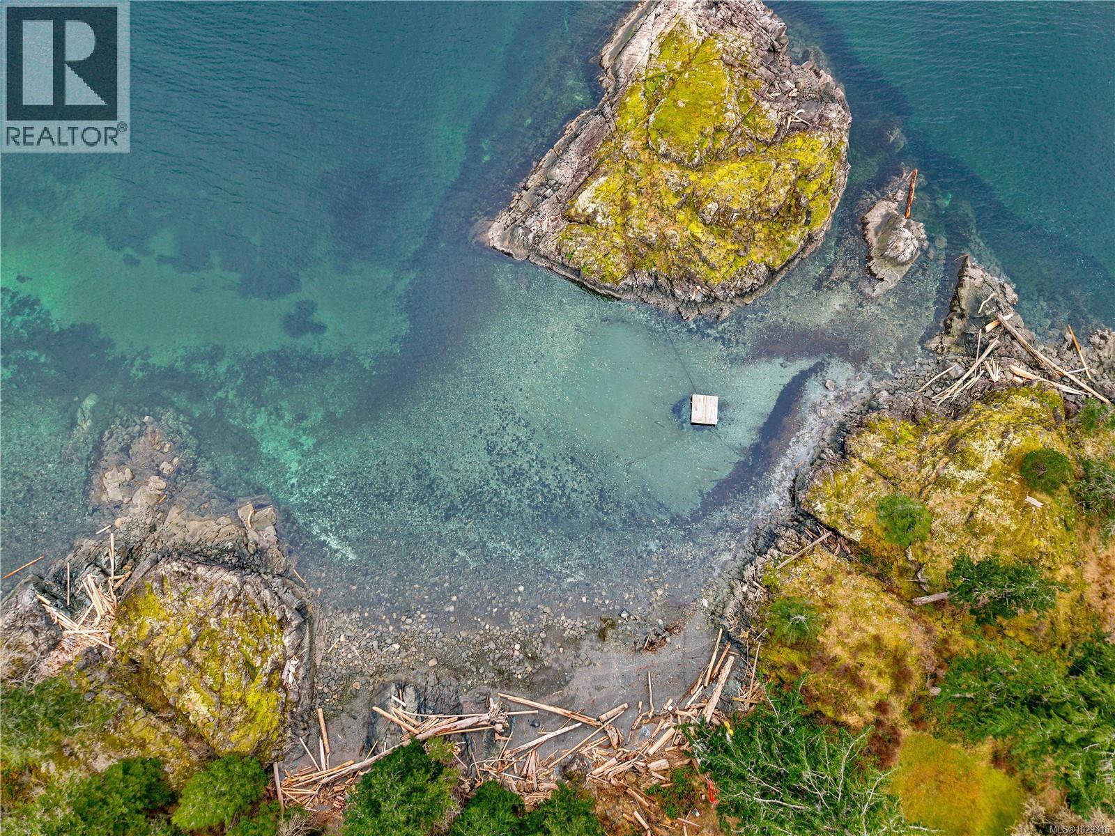 1862 Lakberg Rd, Quadra Island
