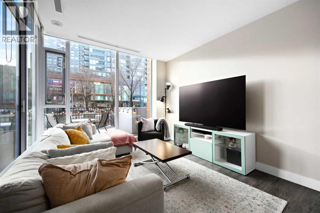 Single Family House for Sale in  Riverfront Lane SE Downtown East Village Calgary 