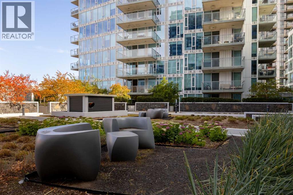 Single Family House for Sale in  Riverfront Lane SE Downtown East Village Calgary 