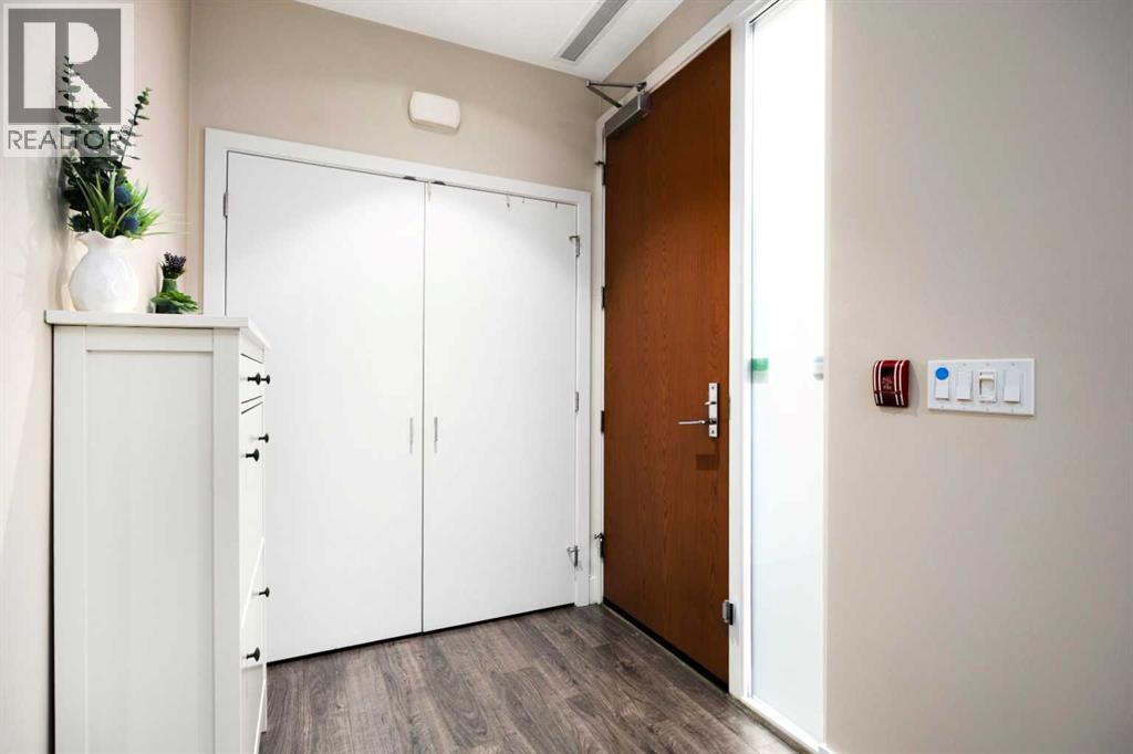 Single Family House for Sale in  Riverfront Lane SE Downtown East Village Calgary 