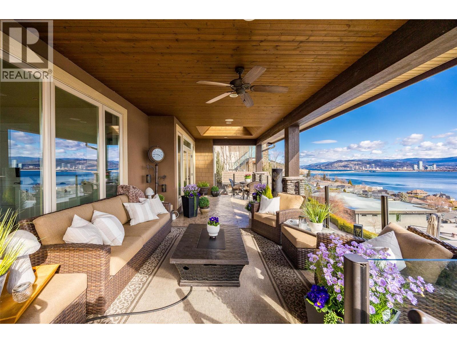  2583 Lucinde Road, West Kelowna