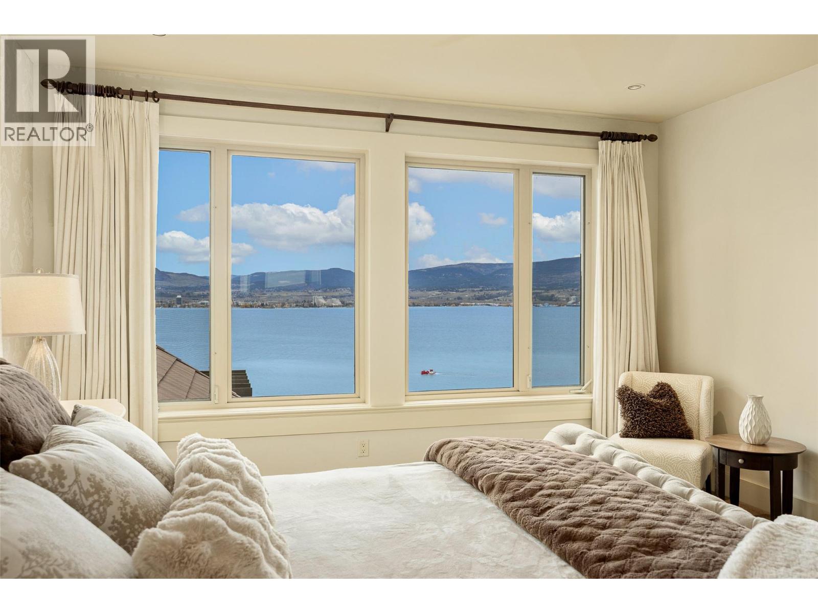  2583 Lucinde Road, West Kelowna