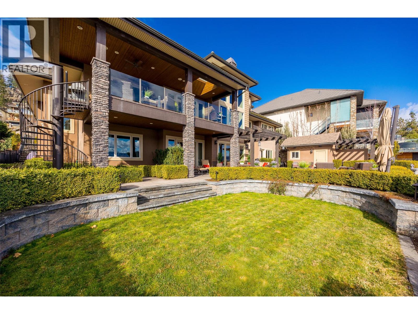  2583 Lucinde Road, West Kelowna