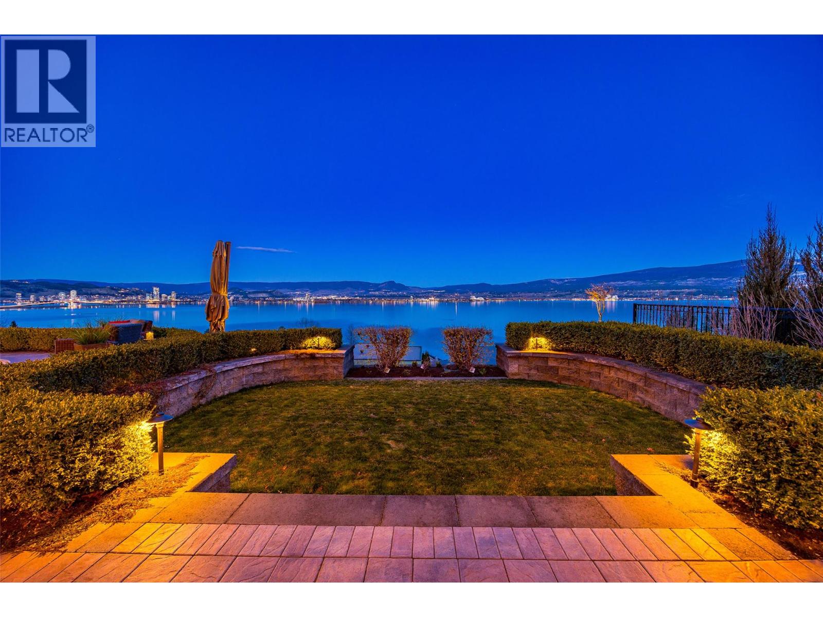  2583 Lucinde Road, West Kelowna