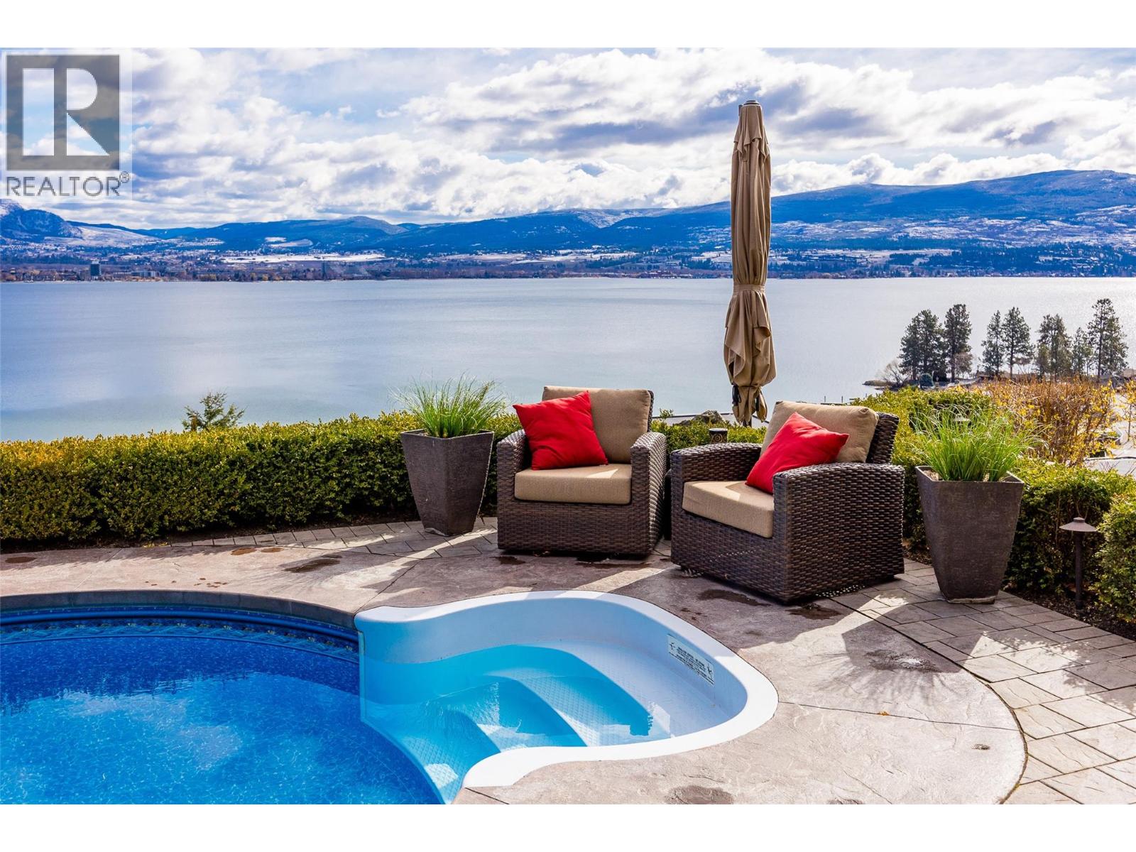  2583 Lucinde Road, West Kelowna
