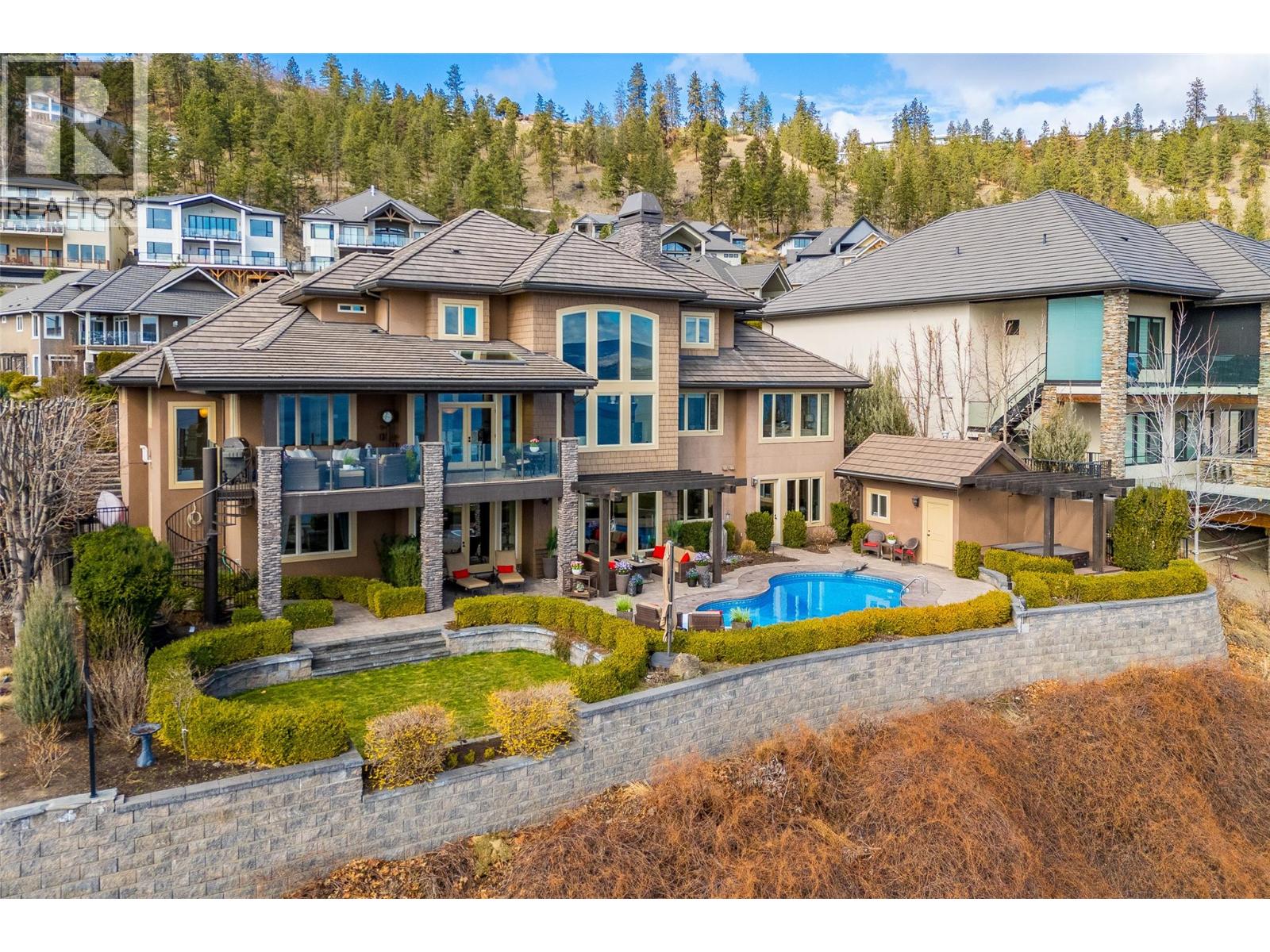  2583 Lucinde Road, West Kelowna