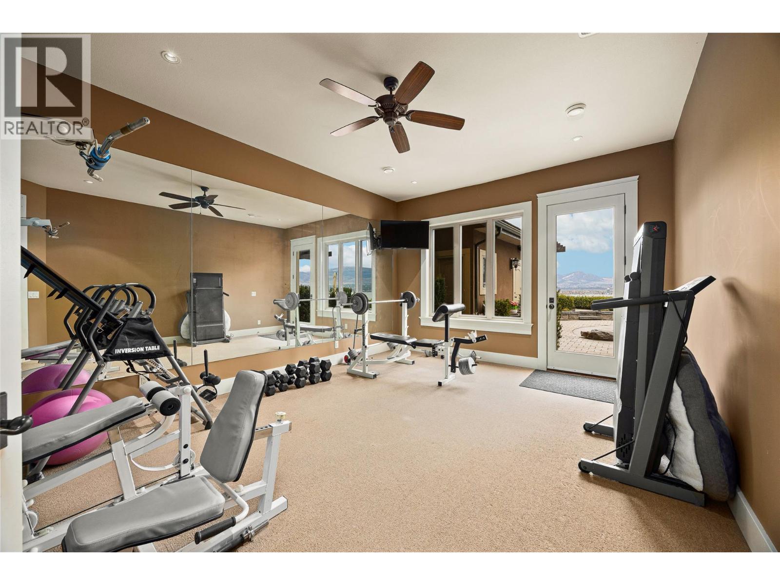  2583 Lucinde Road, West Kelowna