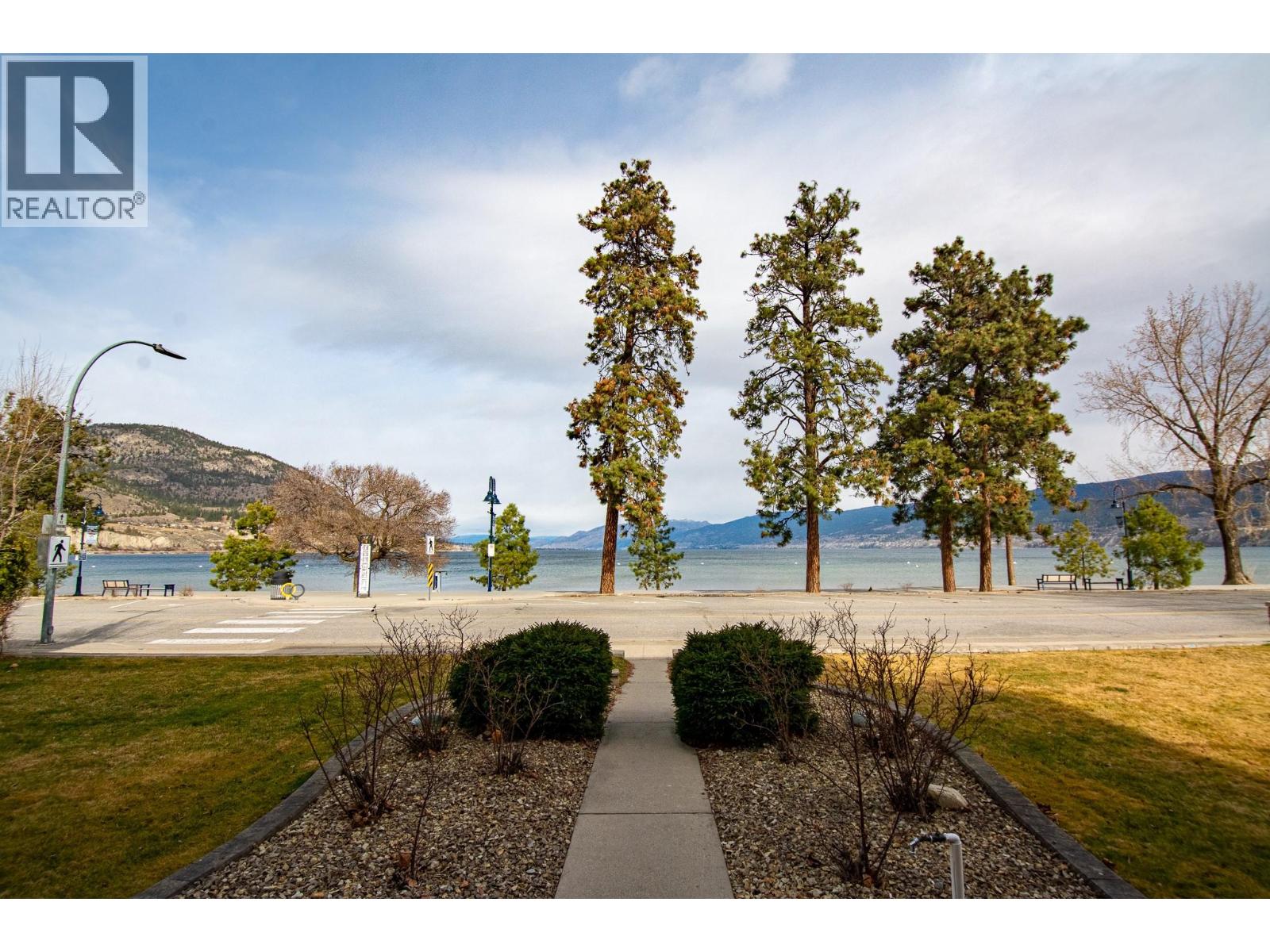 578 Lakeshore Drive Unit# 203, Penticton