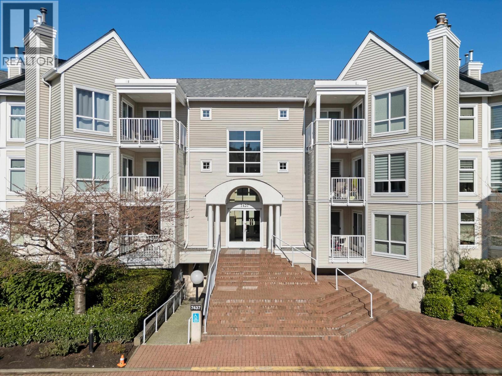 #119-7437 MOFFATT Road, Richmond