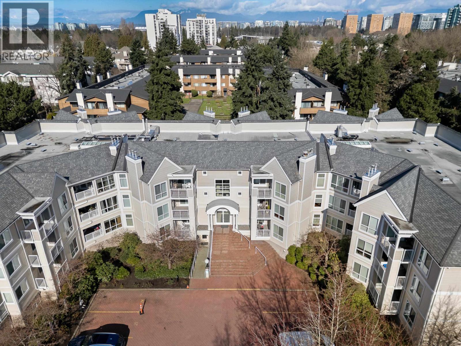 #119-7437 MOFFATT Road, Richmond