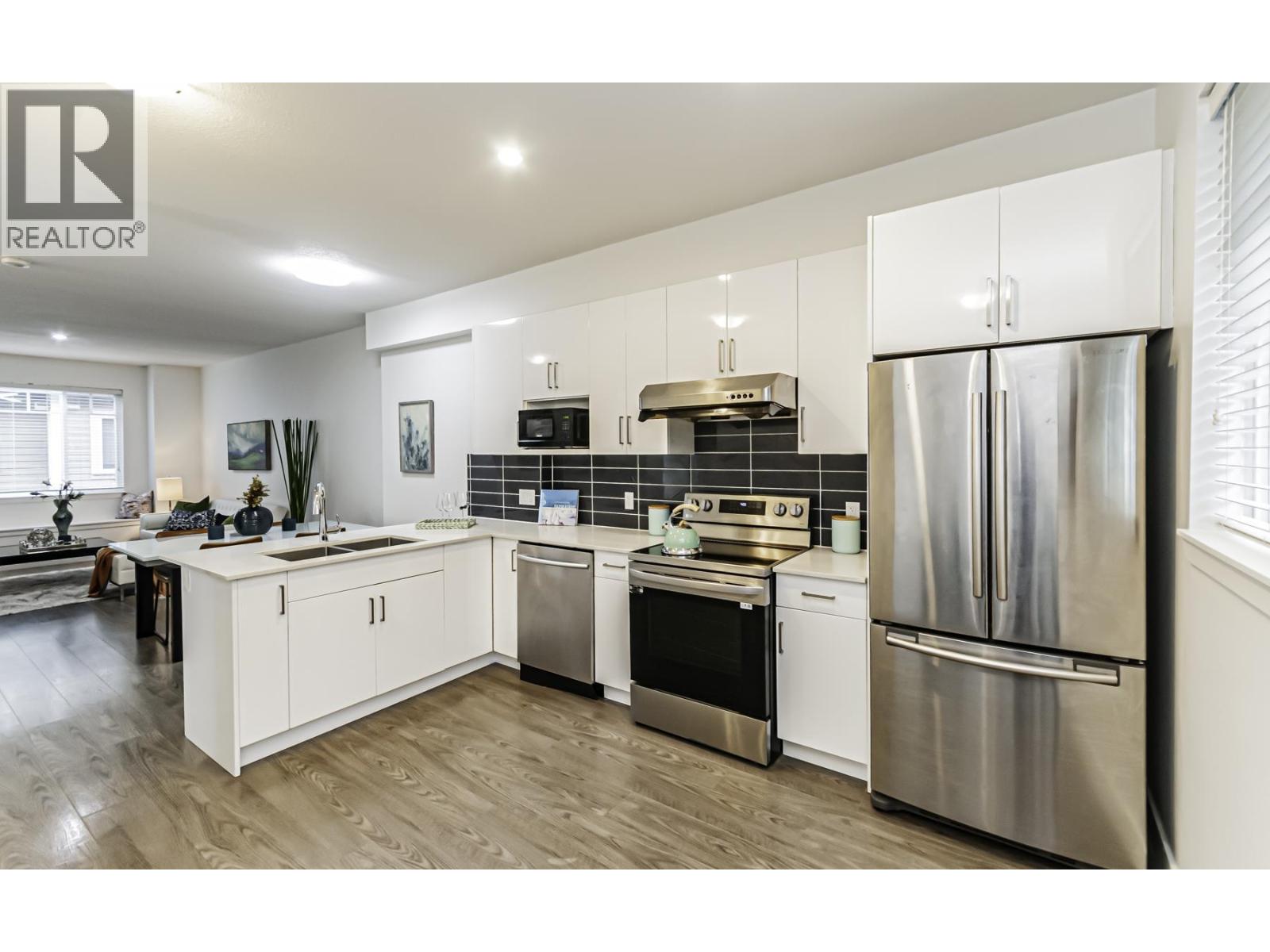 #8-9780 GENERAL CURRIE Road, Richmond