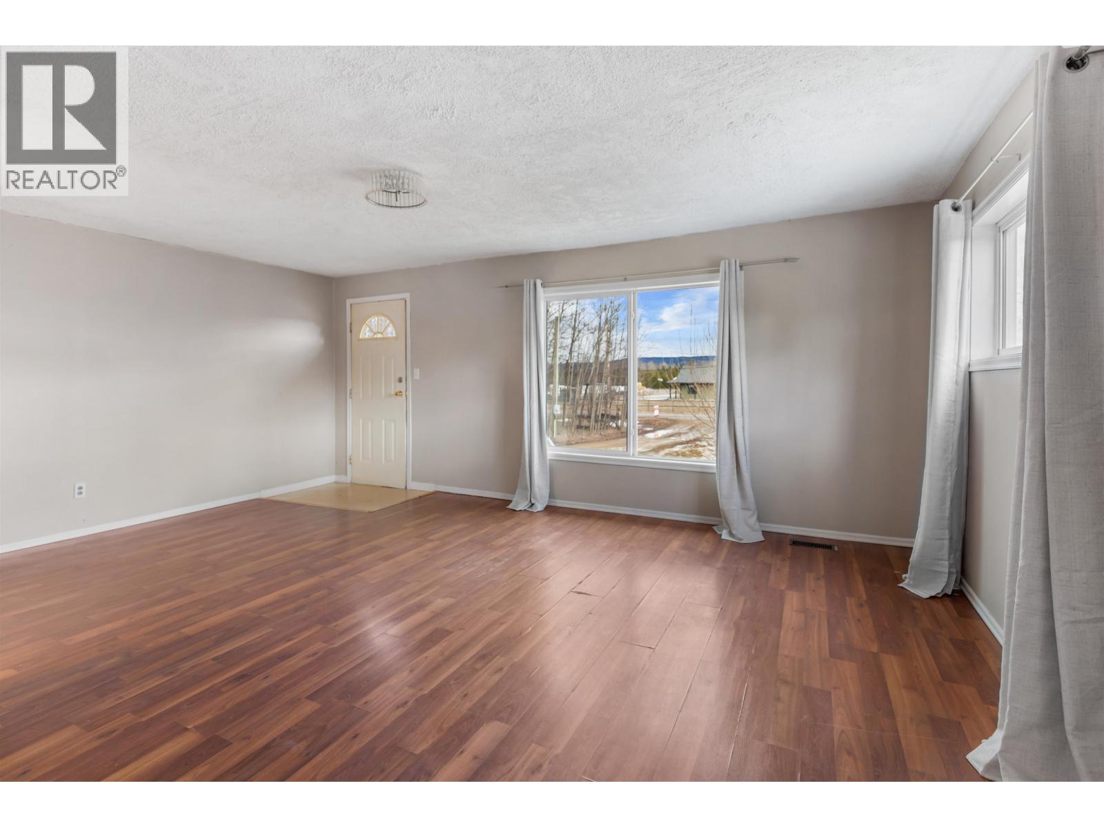 9645 POOLE ROAD, Prince George