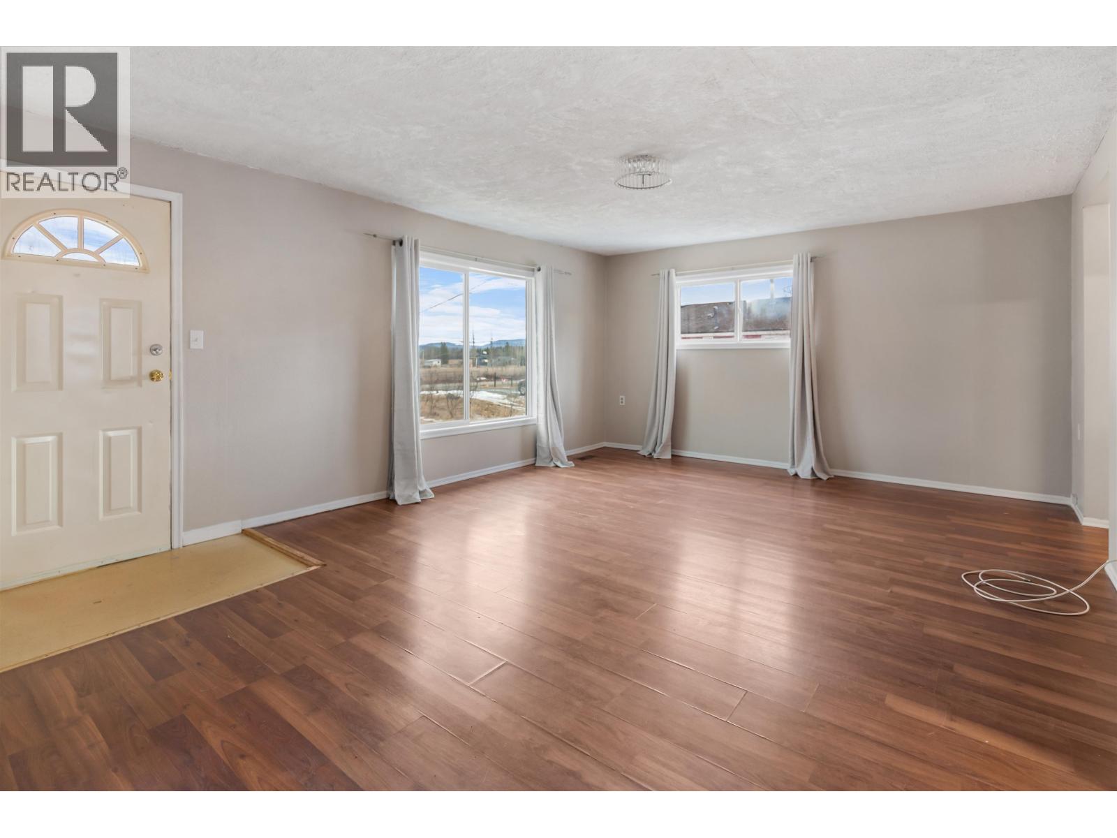 9645 POOLE ROAD, Prince George