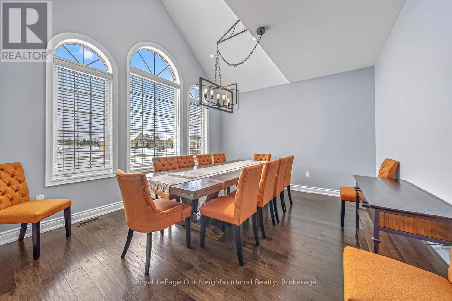 47 SONGBIRD CRESCENT - 15