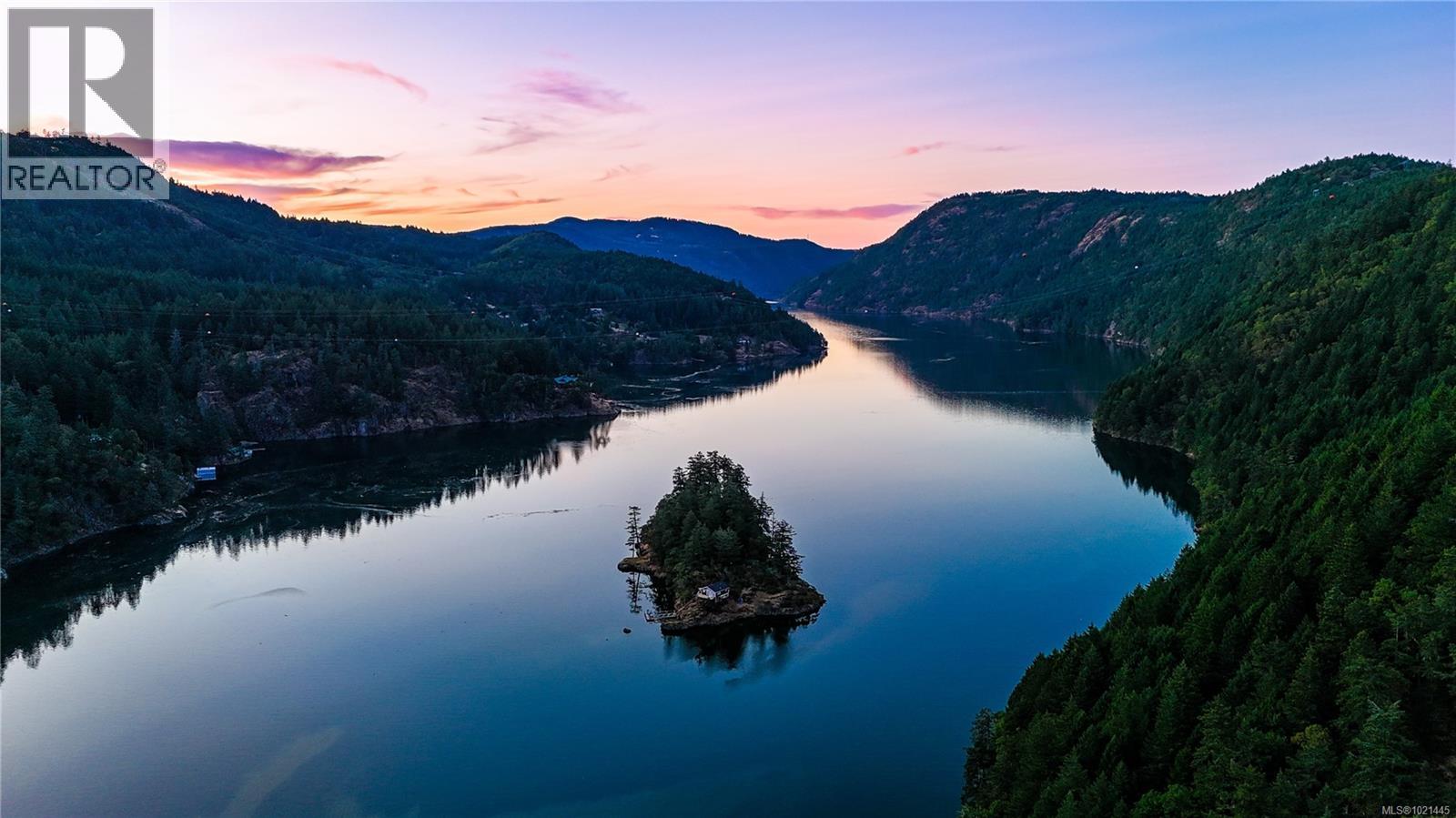  1709 Falcon Heights Road, Langford