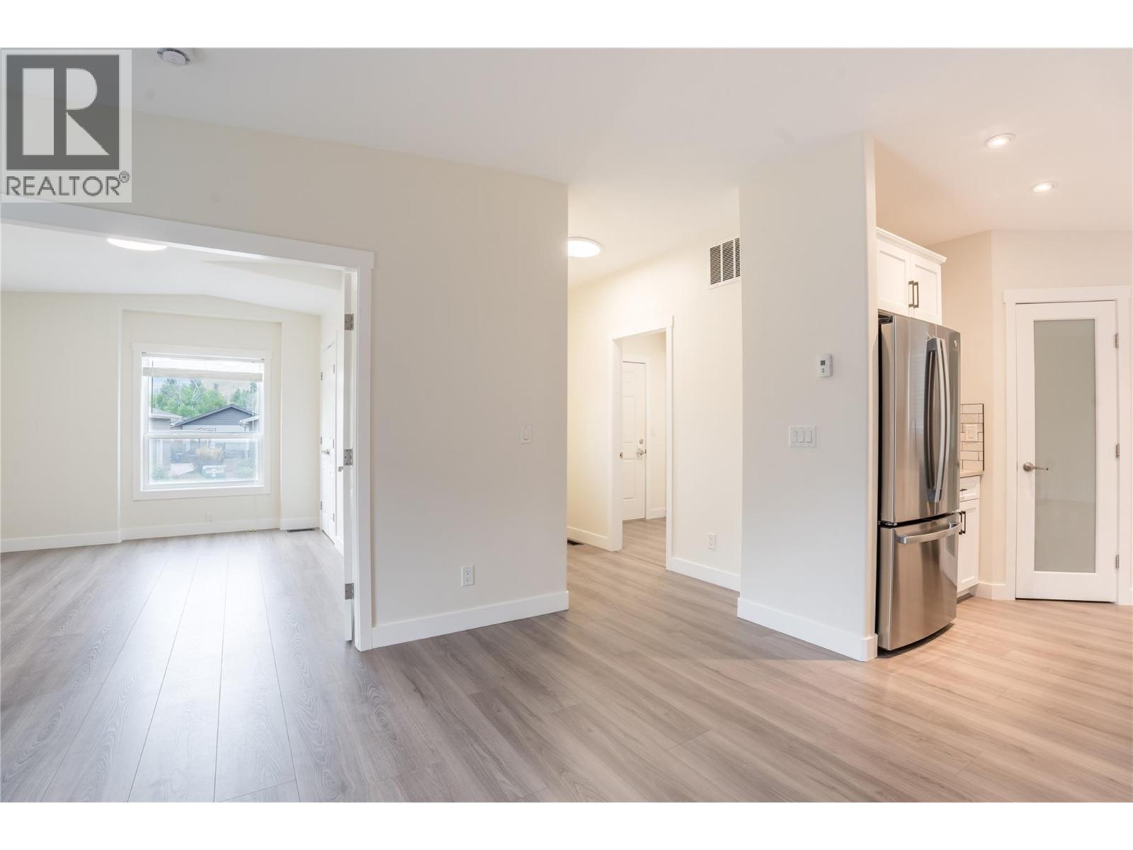 8300 Gallagher Lake Frontage Road Unit# 70, Oliver