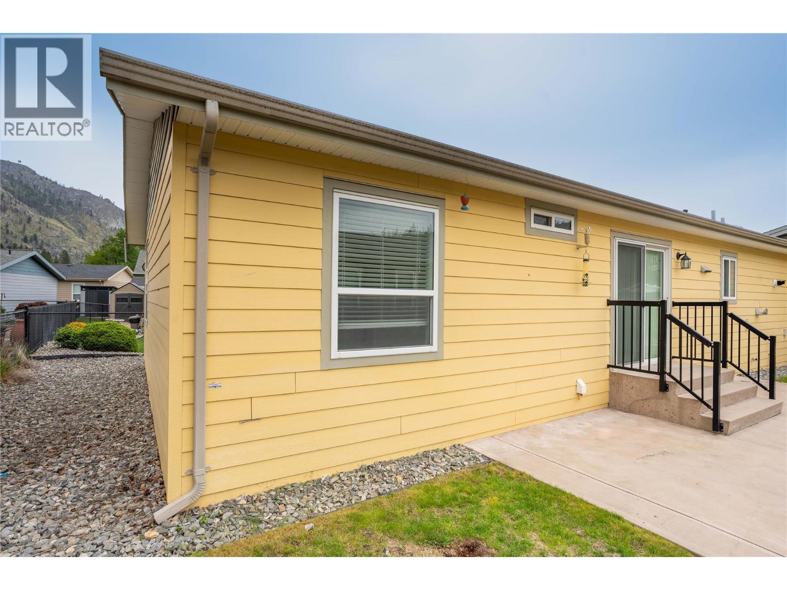 8300 Gallagher Lake Frontage Road Unit# 70, Oliver