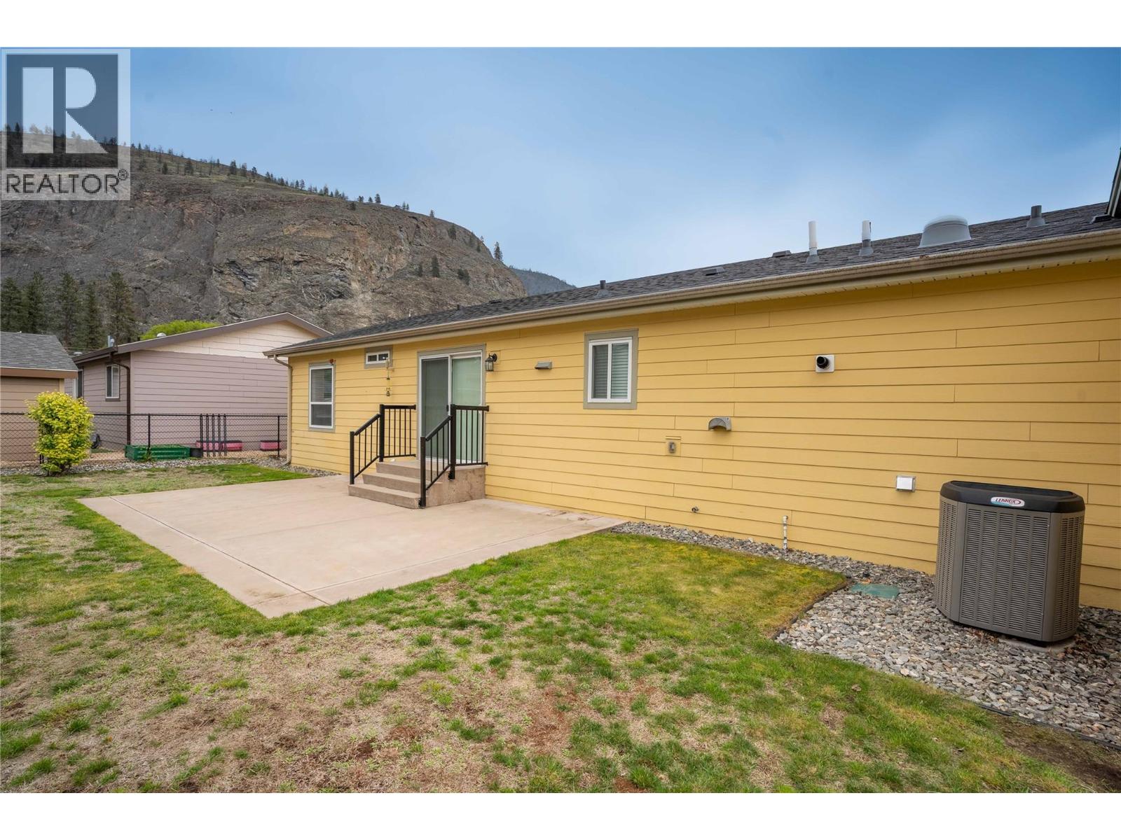 8300 Gallagher Lake Frontage Road Unit# 70, Oliver