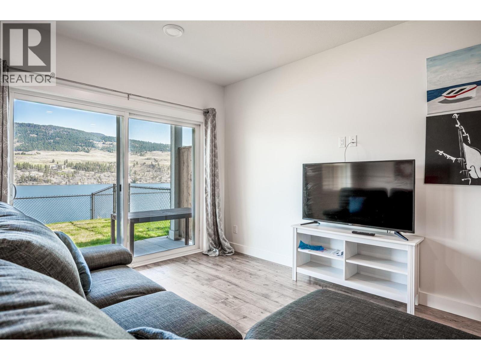 12075 Oceola Road Unit# 22, Lake Country