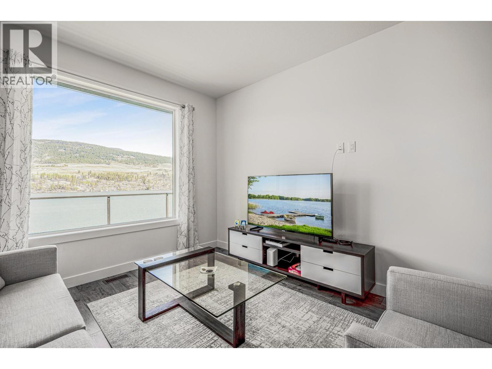 12075 Oceola Road Unit# 22, Lake Country