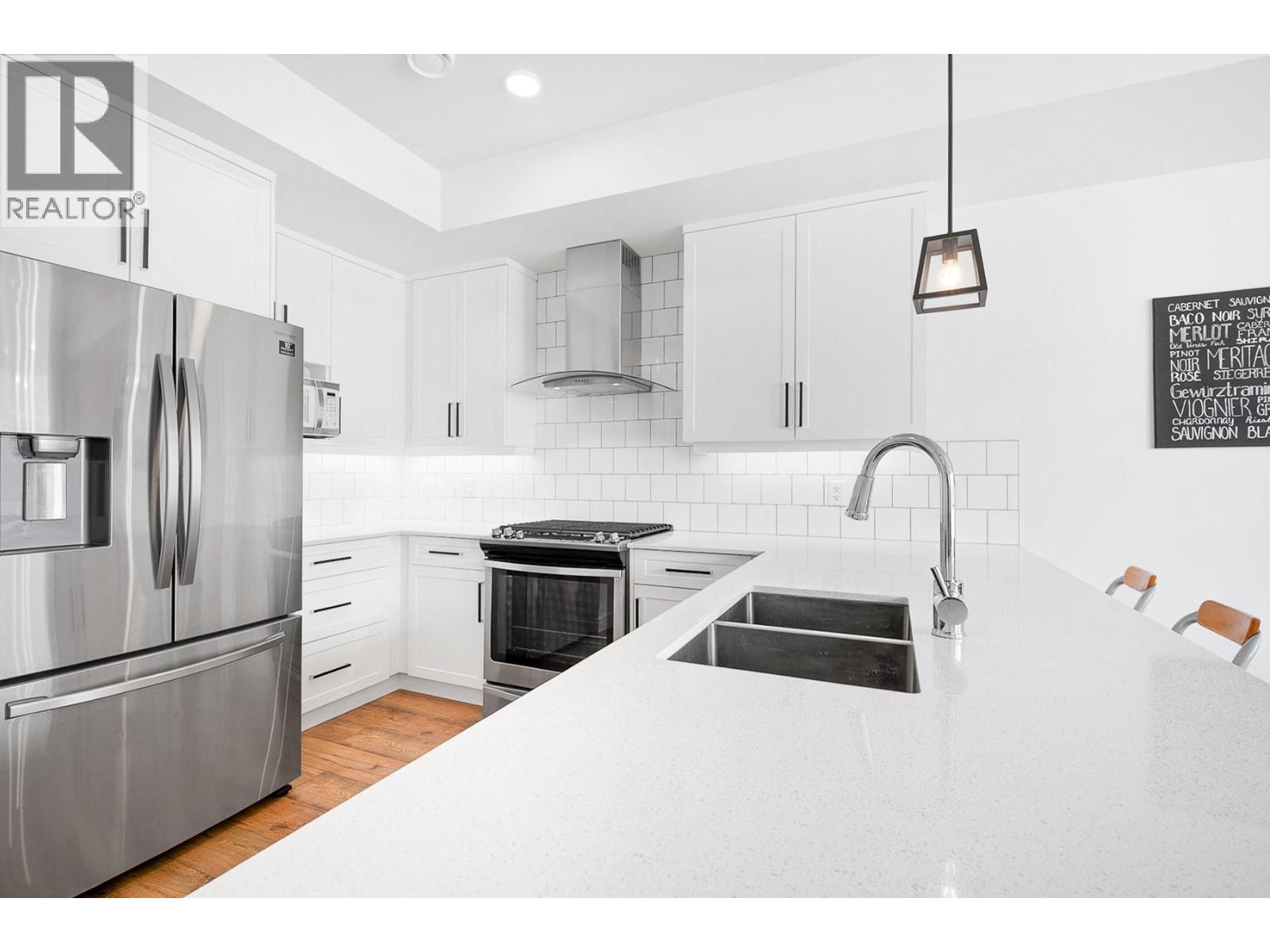 12075 Oceola Road Unit# 22, Lake Country