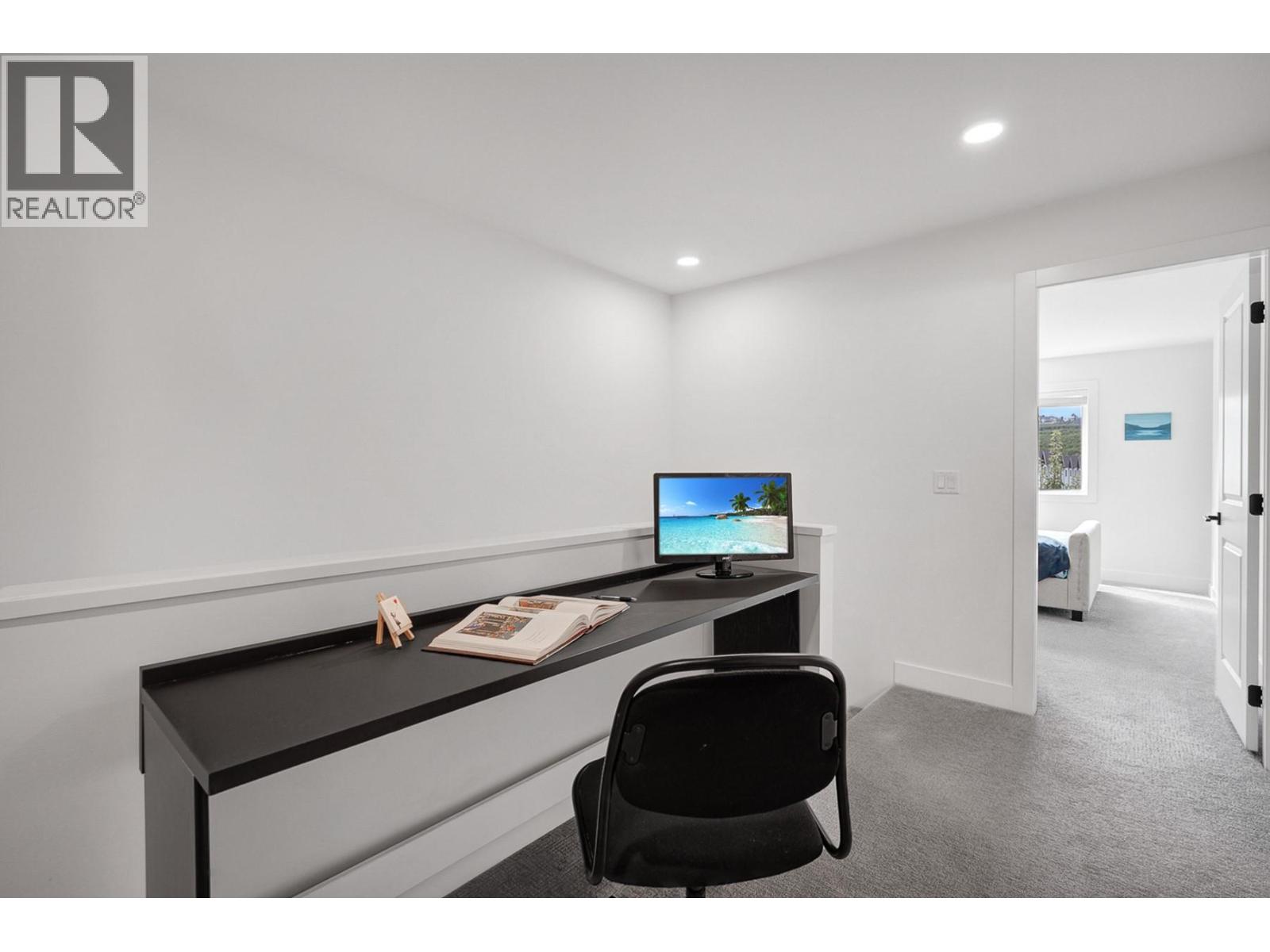 12075 Oceola Road Unit# 22, Lake Country