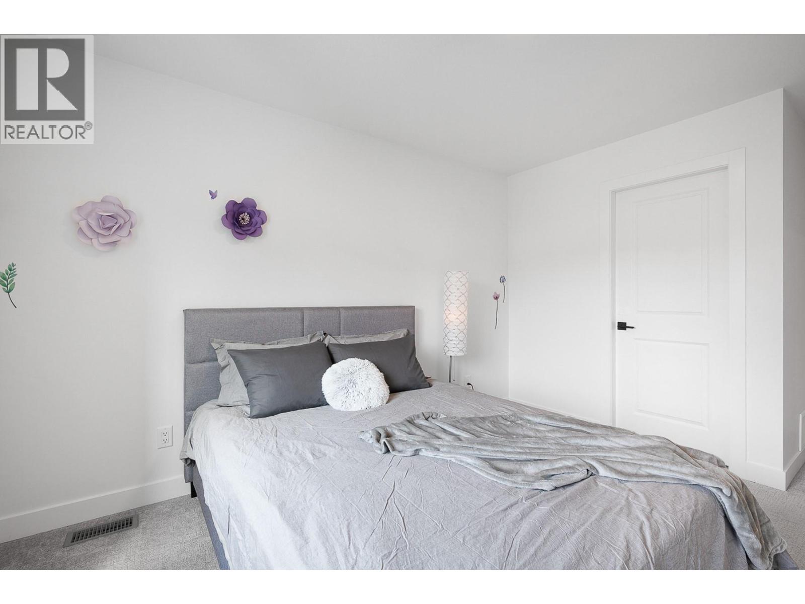 12075 Oceola Road Unit# 22, Lake Country