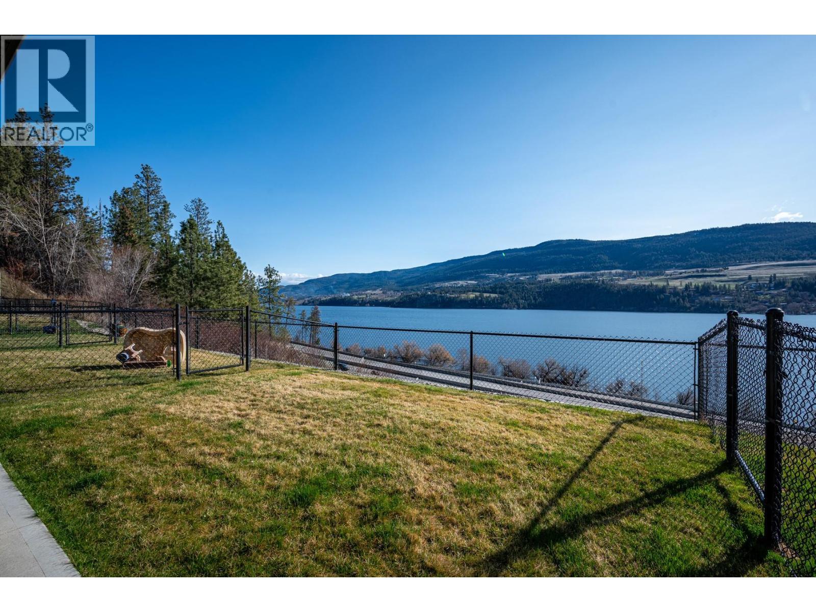 12075 Oceola Road Unit# 22, Lake Country