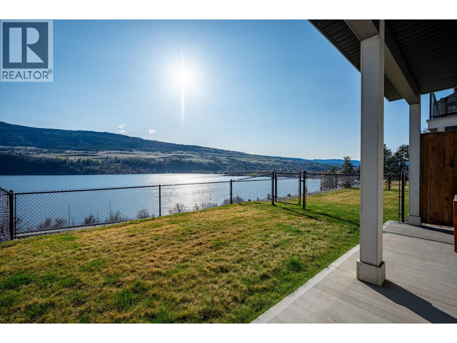 12075 Oceola Road Unit# 22, Lake Country