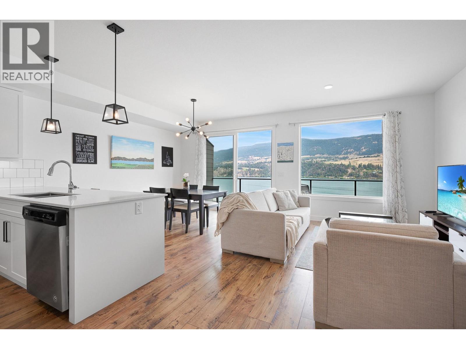 12075 Oceola Road Unit# 22, Lake Country