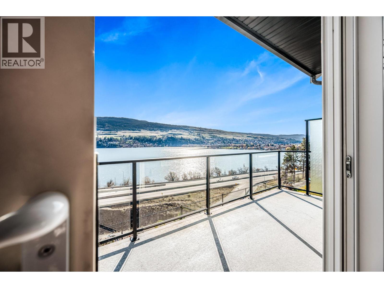 12075 Oceola Road Unit# 22, Lake Country