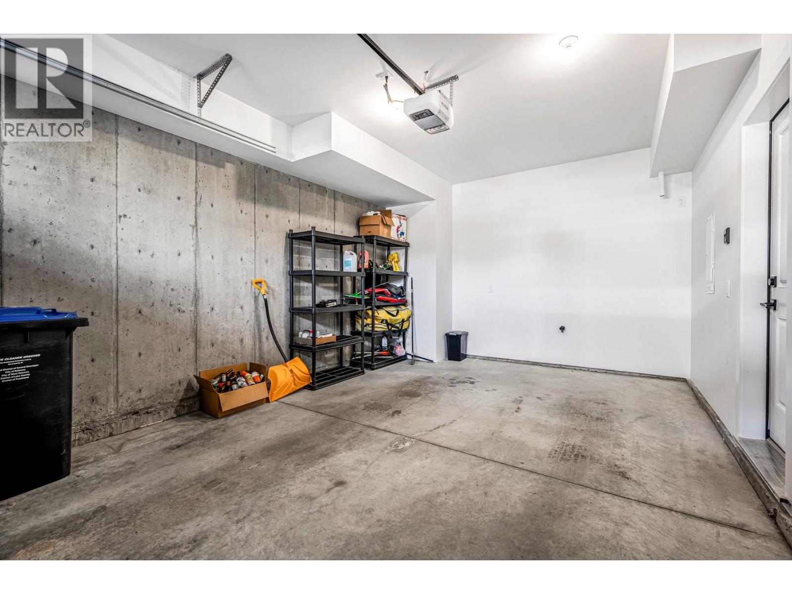 12075 Oceola Road Unit# 22, Lake Country