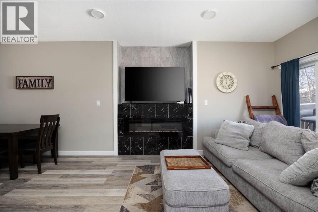 221 Shalestone Way, Fort McMurray