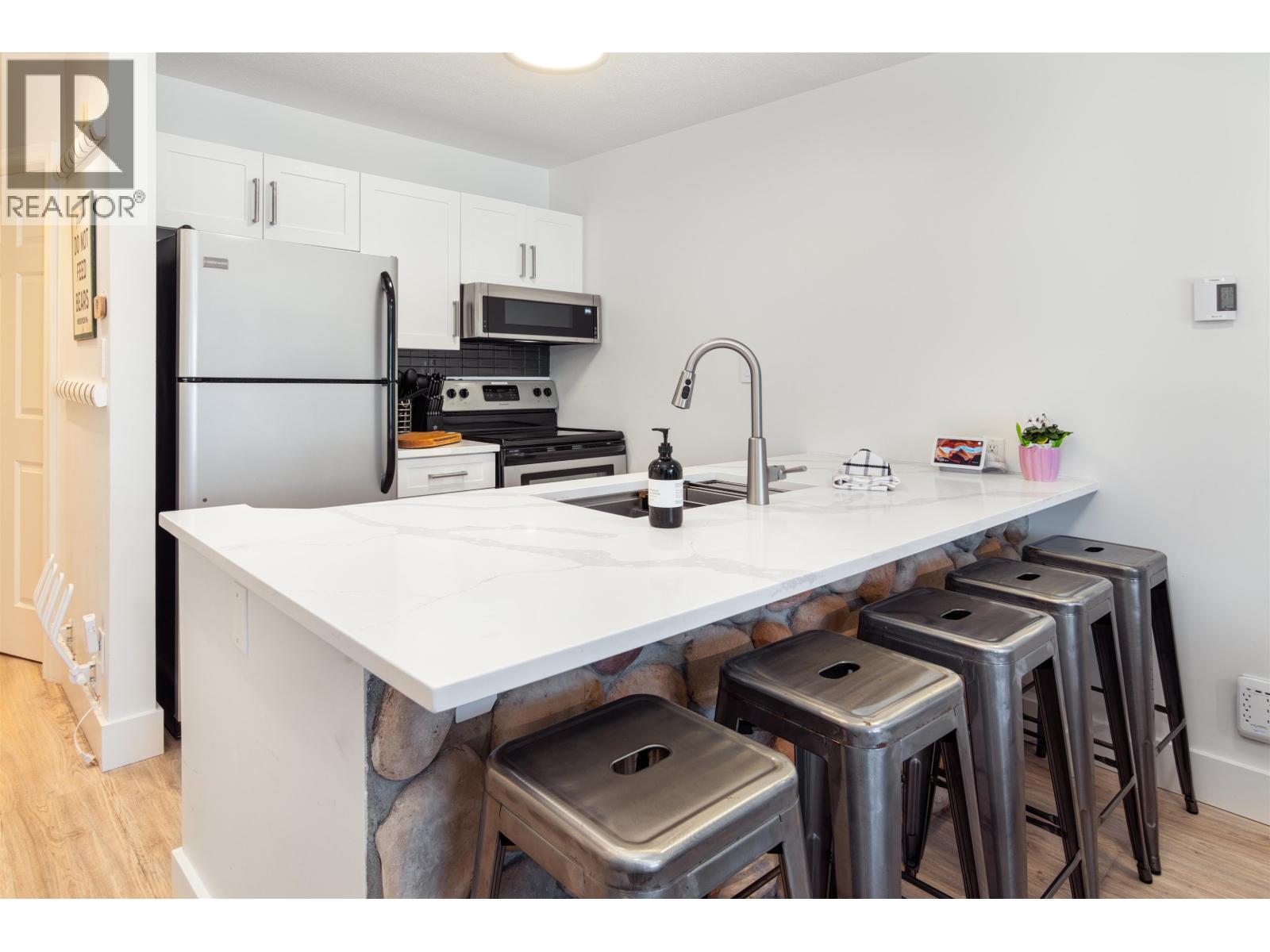 204 4360 LORIMER ROAD, Whistler