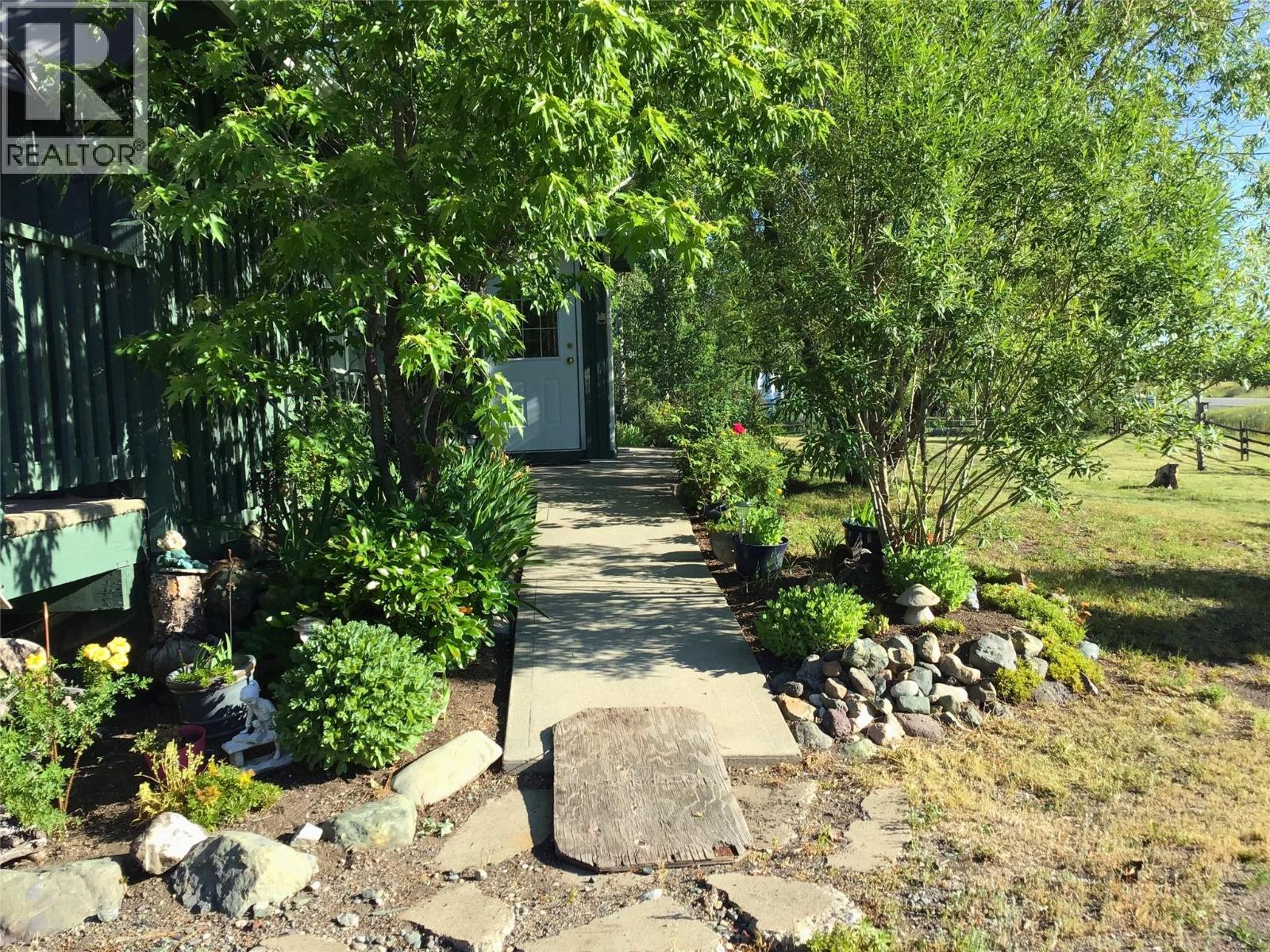 8230 Hwy 5A Highway, Merritt