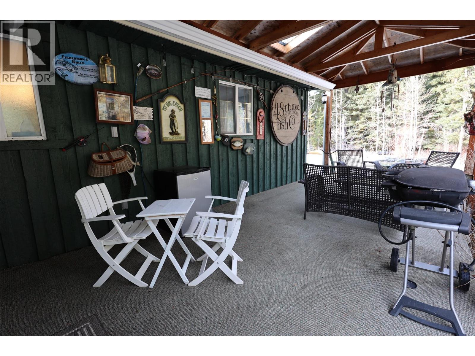 8230 Hwy 5A Highway, Merritt