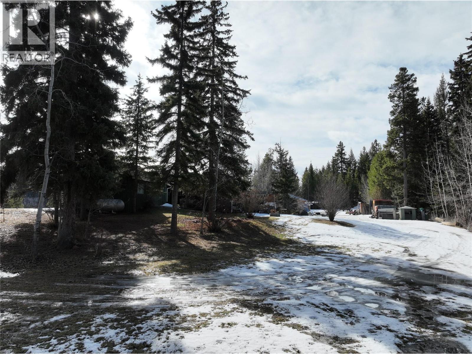 8230 Hwy 5A Highway, Merritt